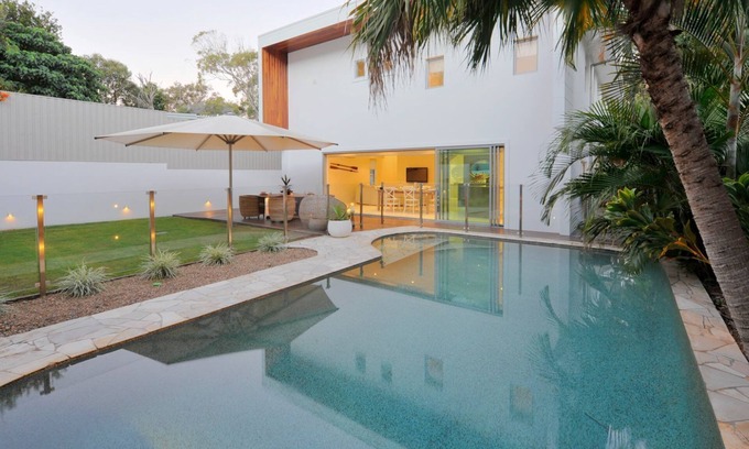 Sunshine Beach Casa | 9 Depper St - Abajo casa que admite mascotas