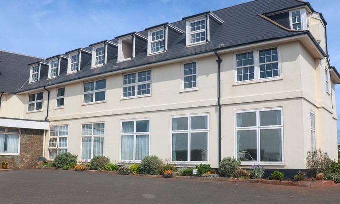 Thurlestone Apartamento | 9 LINKS COURT, family friendly, with pool in Thurlestone