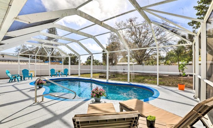 Bayshore Gardens Casa | 9 Mi to Beaches Home with Pool and Patio in Bradenton