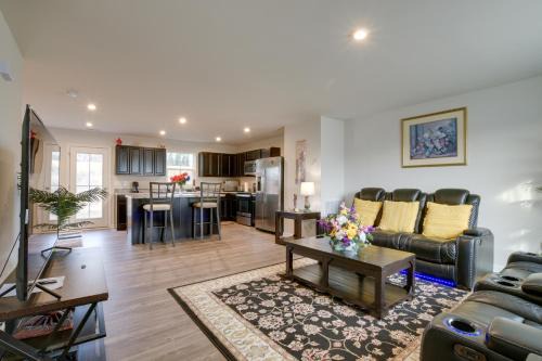 Durham Casa | 9 Mi to Duke University Spacious Home with Yard!