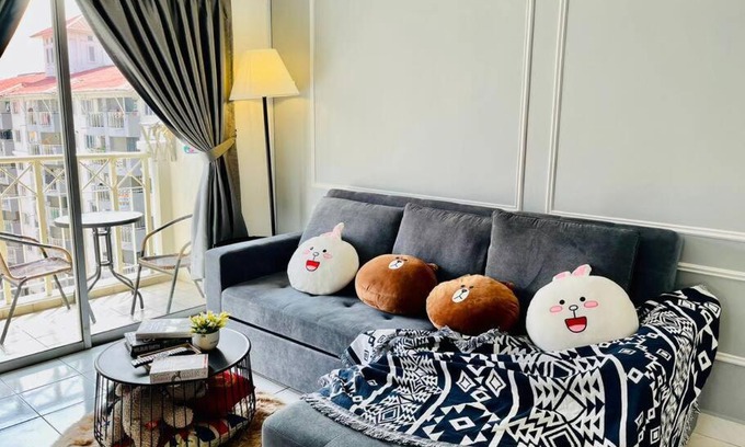 Bukit Jalil Apartamento | 9 pax Homestay near Axiata Arena & Pavilion 2