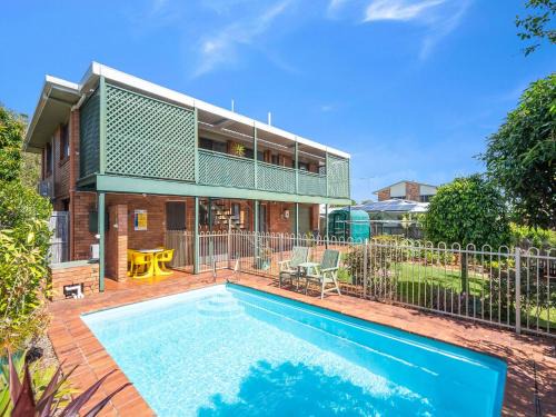 Battery Hill Casa | 9 Rowell Street Battery Hill QLD