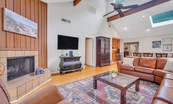 Beach Lagoon Casa | 9 Turtle Lane Club - Waterfront Complex!