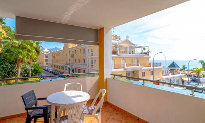 Nerja Apartamento | 90 m² Apartamento ∙ 2 habitaciones ∙ 4 huéspedes