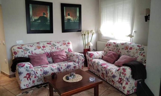 Bronchales Apartamento | 90 m² Apartamento ∙ 3 habitaciones ∙ 6 huéspedes