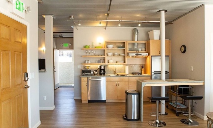 Avila Beach Apartamento | 90 San Luis Street Unit B 1 Bedroom Apts by Redawning