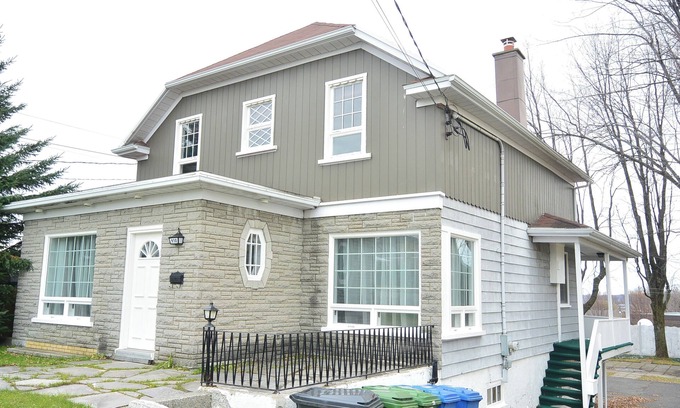 Quartier 5-4 Casa | 930R-VE The Old House