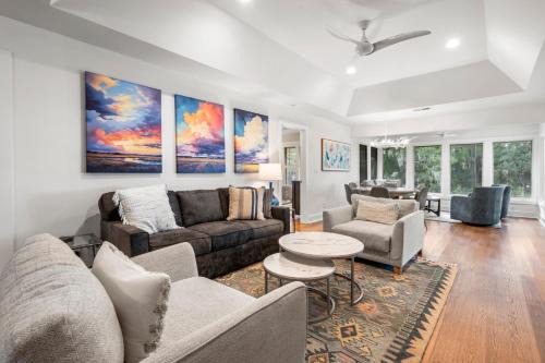 West Beach Casa | 96 Inlet Cove Cottage by Akers Ellis Rentals