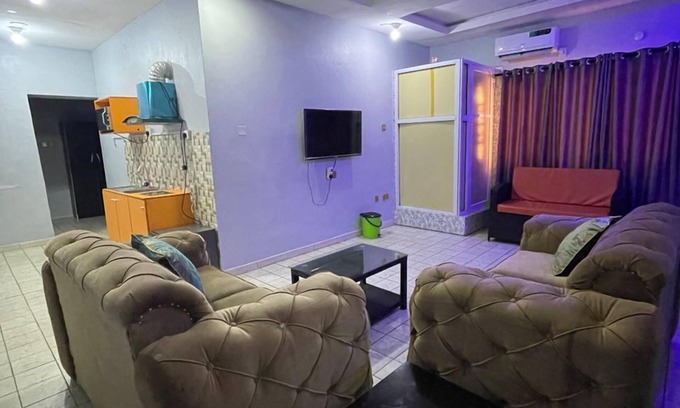 Ojodu Apartamento | 99 Apartment and Lounge Ltd
