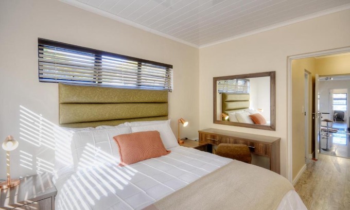Pinelands Apartamento | 9a@Crassula Way