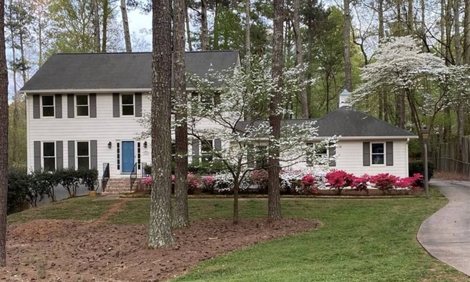 Roswell Casa | 9min from DT Alpharetta and DT Roswell - Equestrian - River - Hike - MTB Trail