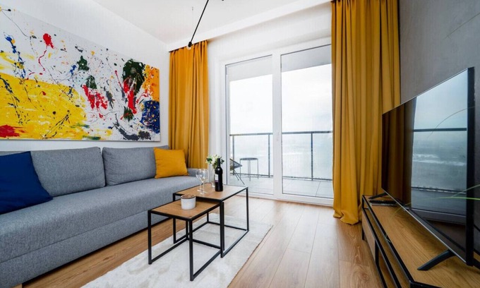 Baluty Apartamento | 9th Floor Manufaktura Suite - Parking, Balcony - by Rentujemy