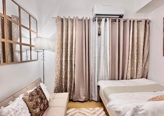 Ususan Apartamento | 9th Queen Size One Bedroom in Grace Residences, BGC Taguig