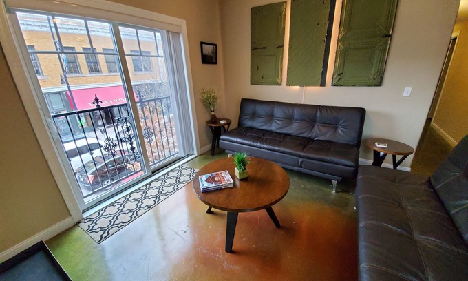 Columbia Apartamento | 9th St. Beals Loft Downtown Columbia