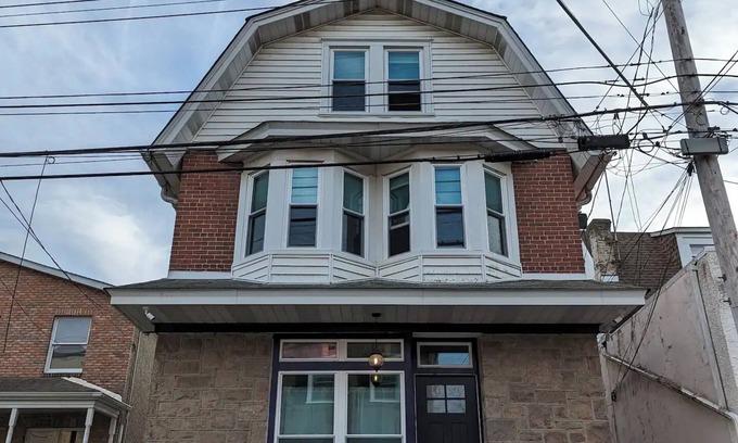 Ambler Casa | Açaí: Ambler 3 Bed, 3 Bath, & 3 Floor Home