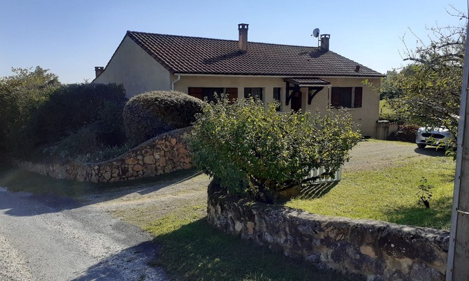 Villamblard Casa | A 3 bedroom gite near to Bergerac in the Dordogne, France.