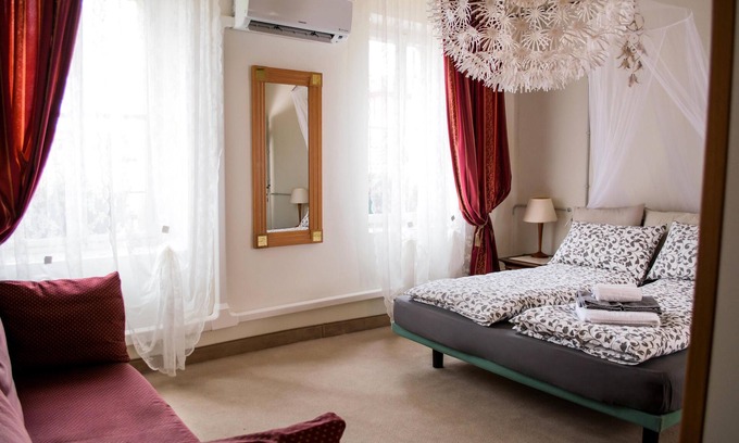 Cola Apartamento | A 5-minute walk from the Villa dei Cedri spa park