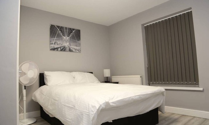 Woolwich Common Cabina | A A Guest Room8 (near Royal Arsenal)