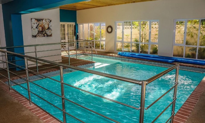 Port Elizabeth Casa | A&A Guesthouse