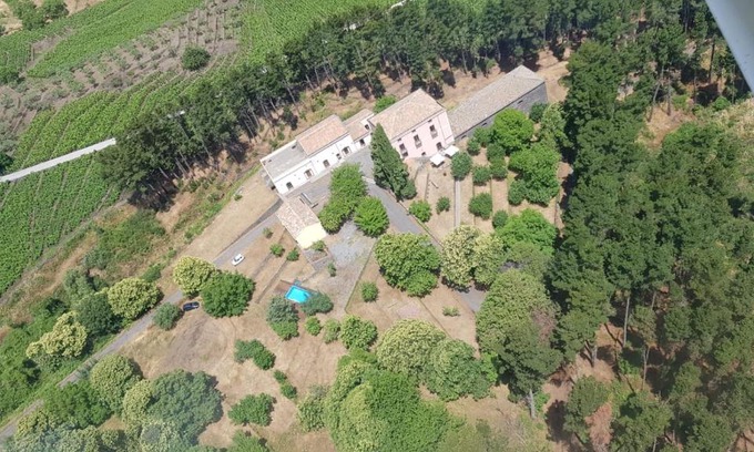 Castiglione di Sicilia Casa | A Barunissa Country House