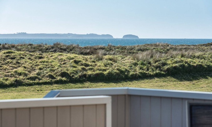 Papamoa Beach Cabaña | A Beach Barn Haven - Papamoa Holiday Home