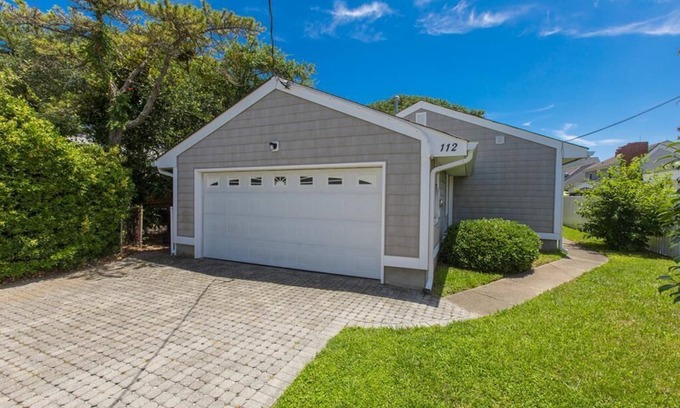 Northeast Virginia Beach Casa | A Beach Haven - North End VB
