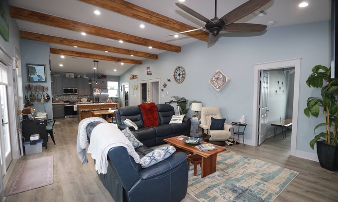 Grand Isle Casa | A-Bear's waterfront Coastal Realty Group