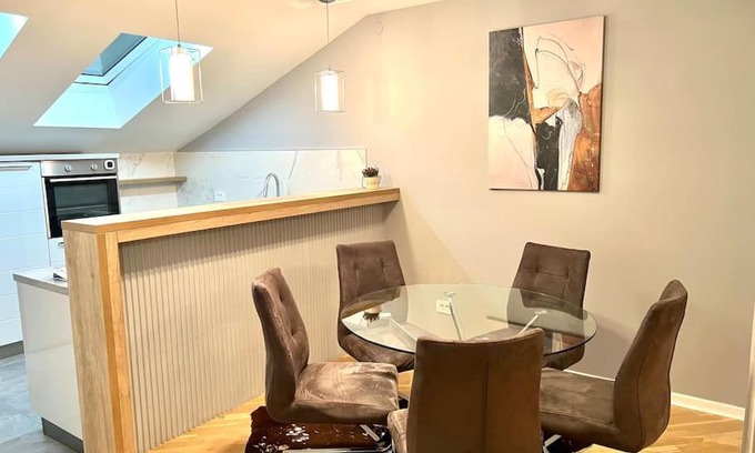 Savski Venac Apartamento | A beautiful apartment in Dedinje