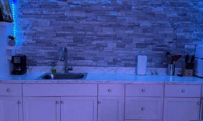 Warm Mineral Springs Apartamento | A Beautiful - Cozy Studio by the Warm Mineral Springs Florida.
