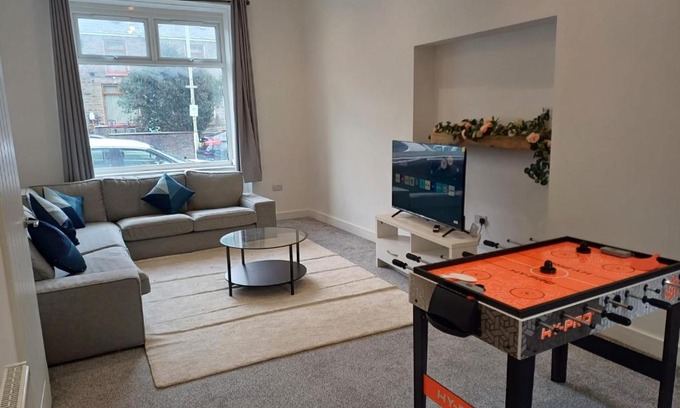 Treorchy Casa | A Beautiful Four Bedroom Home Located in the Heart of Treherbert