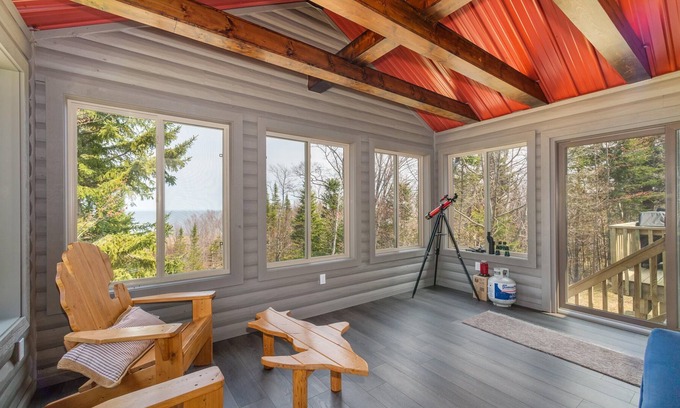 Newberry Casa | A beautiful getaway on the remote bluffs of Lake Superior