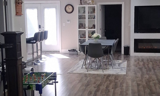 Pickering Casa | A beautiful Walkout basement