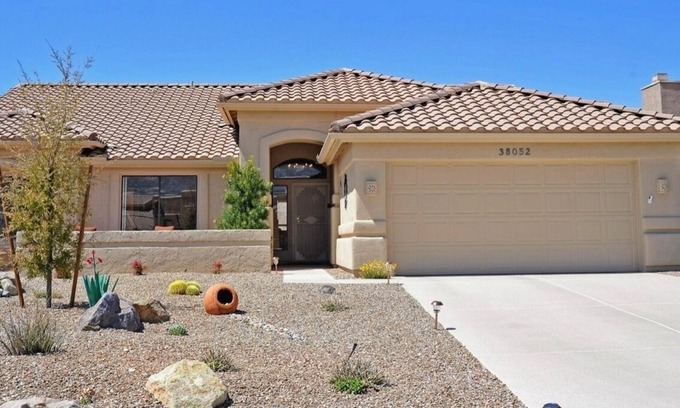Saddlebrooke Casa | A beautifully appointed, one level southwest style home Saddlebrooke Arizona