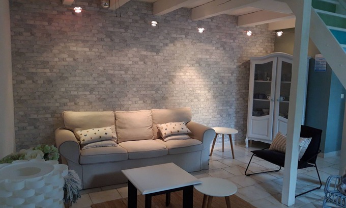 Longeville-les-Metz Apartamento | Un descanso en la mansión.
