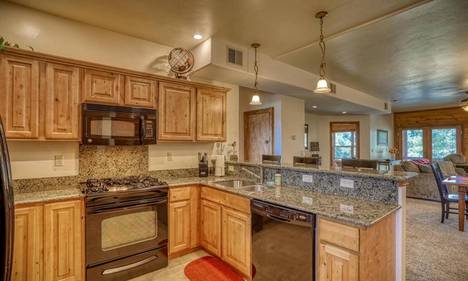 Pagosa Springs Apartamento | A C No pet fee Pet Friendly two Bedroom Condo