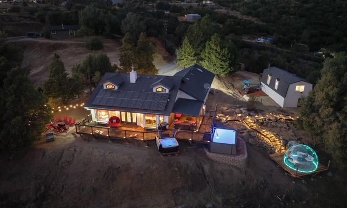 Ahwahnee Casa | A cabin look house with Dome Room/Spa/Pool/View/Play Set/Game Room/FamilyFun