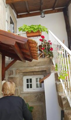 Gouveia Casa | A Casinha do Beco