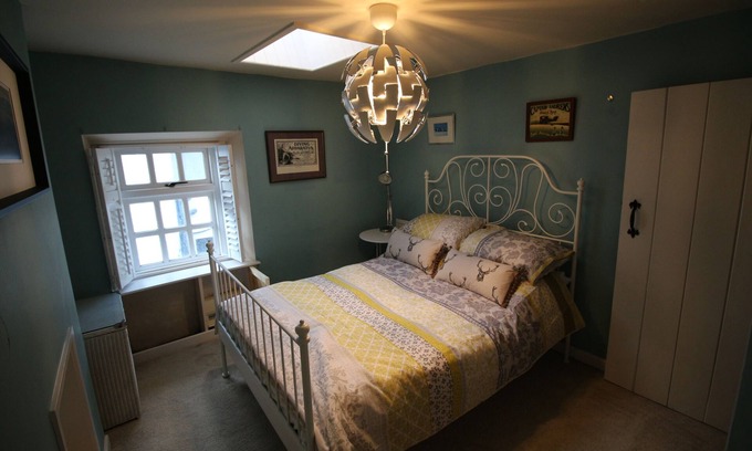 Crickhowell Casa | Una cabaña encantadora y acogedora, ubicada en el centro de Bridge Street.