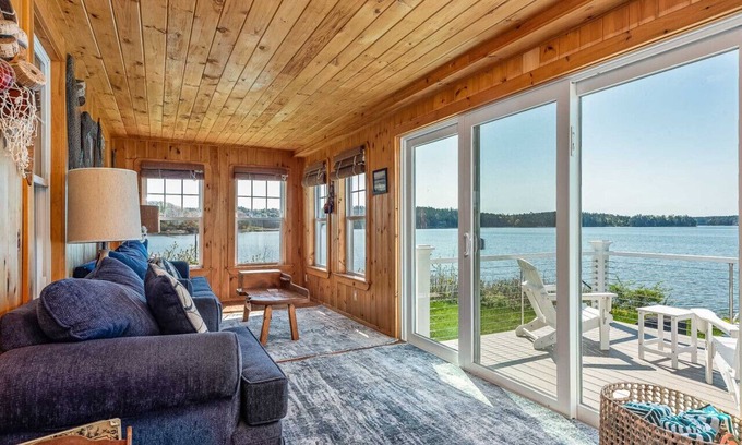 Trevett Cabaña | A charming Boothbay cottage, nestled at the end of Sawyers Island!