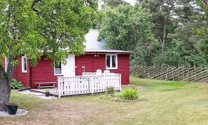 Visby Cabaña | Encantadora casa de campo pasos de Visby