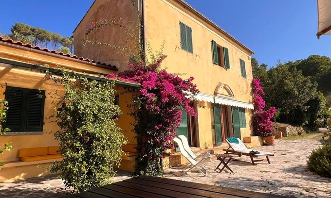 Portoferraio Cabaña | Una encantadora casa de campo en las colinas cerca de las mejores playas de Elba