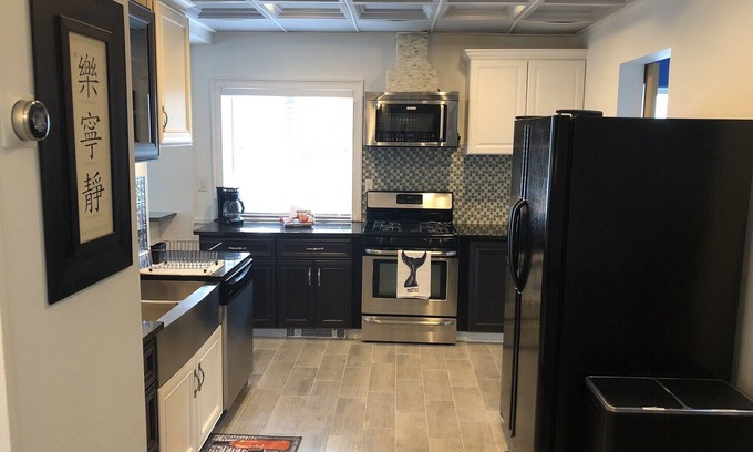 Stoneham Condominio | A charming modern suburban 3 bedroom condo close to Boston