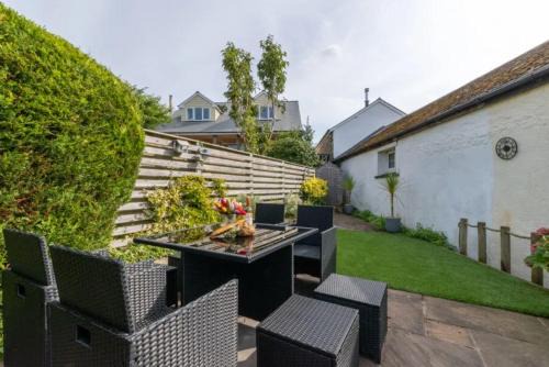 North Buckland Casa | A charming pet-friendly 2-bedroom cottage