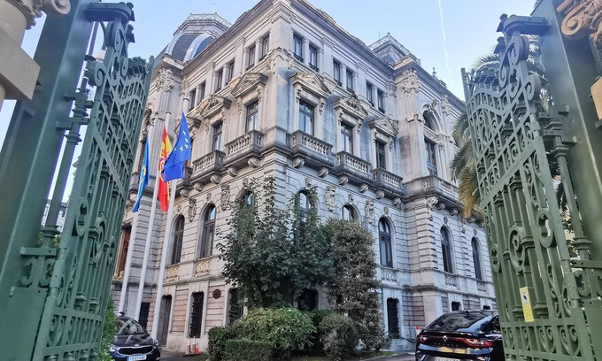La Corredoria y Ventanielles Apartamento | A cinco minutos de todo
