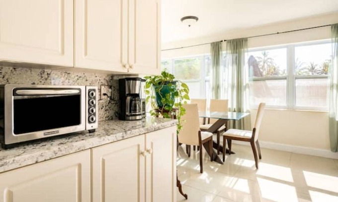 North Andrews Gardens Casa | A Comfy Stay By Shea Conveniently Located
