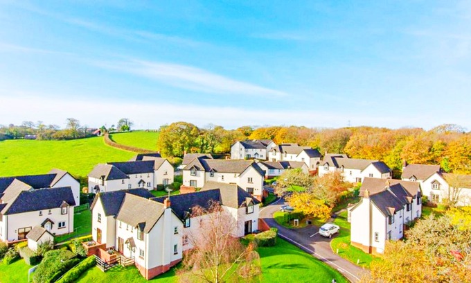 Newton Saint Petrock Condominio | A Condo Resort With the Ideal English Getaway