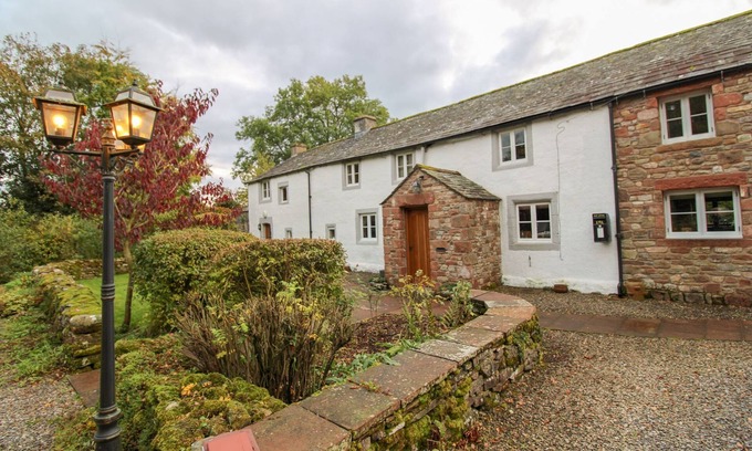 Penrith Cabaña | A cottage that sleeps 4 guests in 2 bedrooms