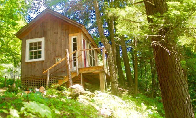 Woodstock Cabina | A Couple's Cozy Cabin Getaway