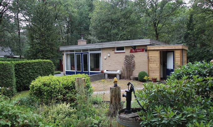 Appelscha Casa | A cozy bungalow on the edge of the forest.