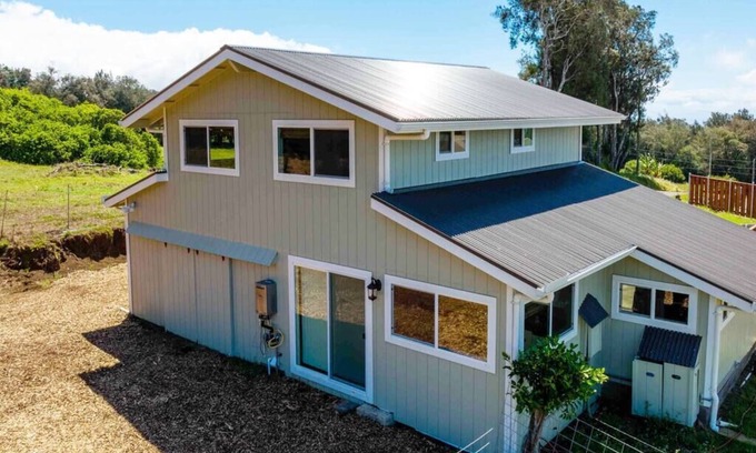 Hawi Casa | A Cozy Cabin in the Country